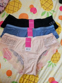 (Category: ) located in . Submitted by cutiebo (Listing ID 1387041821, Image 1). Description: .