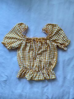(Category: ) located in . Submitted by declutterbylish (Listing ID 1387030598, Image 1). Description: .