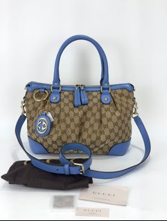 (Category: ) located in . Submitted by luxuryprelovedbagsby_by_agnes (Listing ID 1387026072, Image 1). Description: .