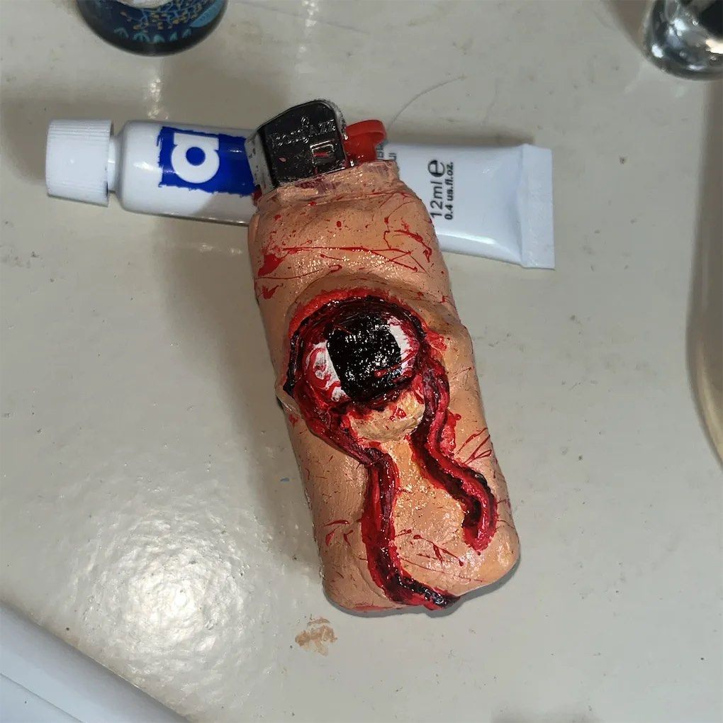 Handmade Air-Dry Clay Lighter Case 🔥✨ (Category: Handmade Craft) located in Cavite. Submitted by heyitsmork (Listing ID 1386992129, Image 1). Description: Add a touch of personality to your lighter with these unique clay cases! Each piece is 100% handmade — no molds, just patience, creativity, and lots of love. 💖 📌 These designs are ones I made for my boyfriend (1st photo) and the rest are for some of my happy buyers. 🎨 Open for customization
