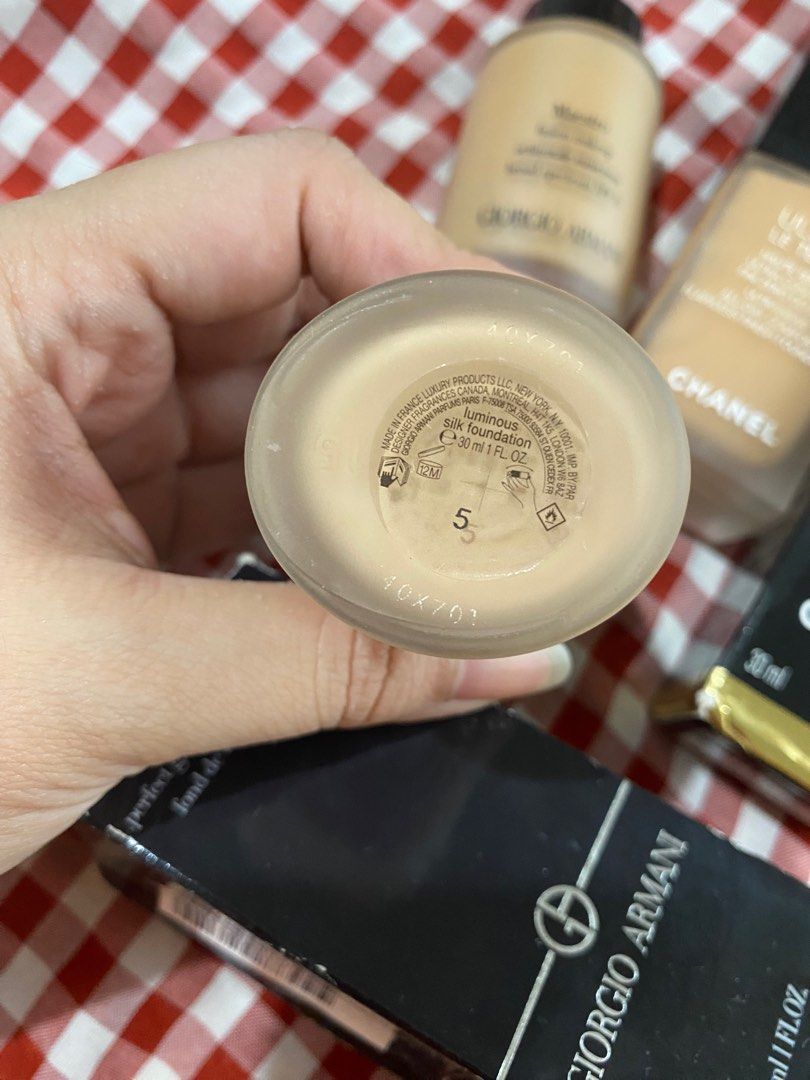 High end luxury foundation (Category: Makeup) located in Paranaque City. Submitted by msperegreen (Listing ID 1387038127, Image 2). Description: Bundle Giorgio Armani & Chanel Foundation All suited for filipina skin G.A Luminous Silk shade 5 3k G.A Maestro Fusion 5.25 2.5k Chanel Ultra Le Teint B30 2.5k Eto lahat brands gamit ni Ivana Alawi with good reviews online. TAKE ALL FOR 5k.
