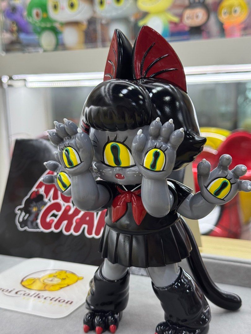 [In Stock] Grape Brain x Abao Kuro Momochan Eyes in Hand Girl 手目少女 ...
