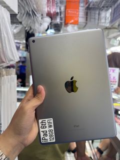 iPad 10th Gen 256gb Wifi LAST PRICE POSTED, Mobile Phones & Gadgets