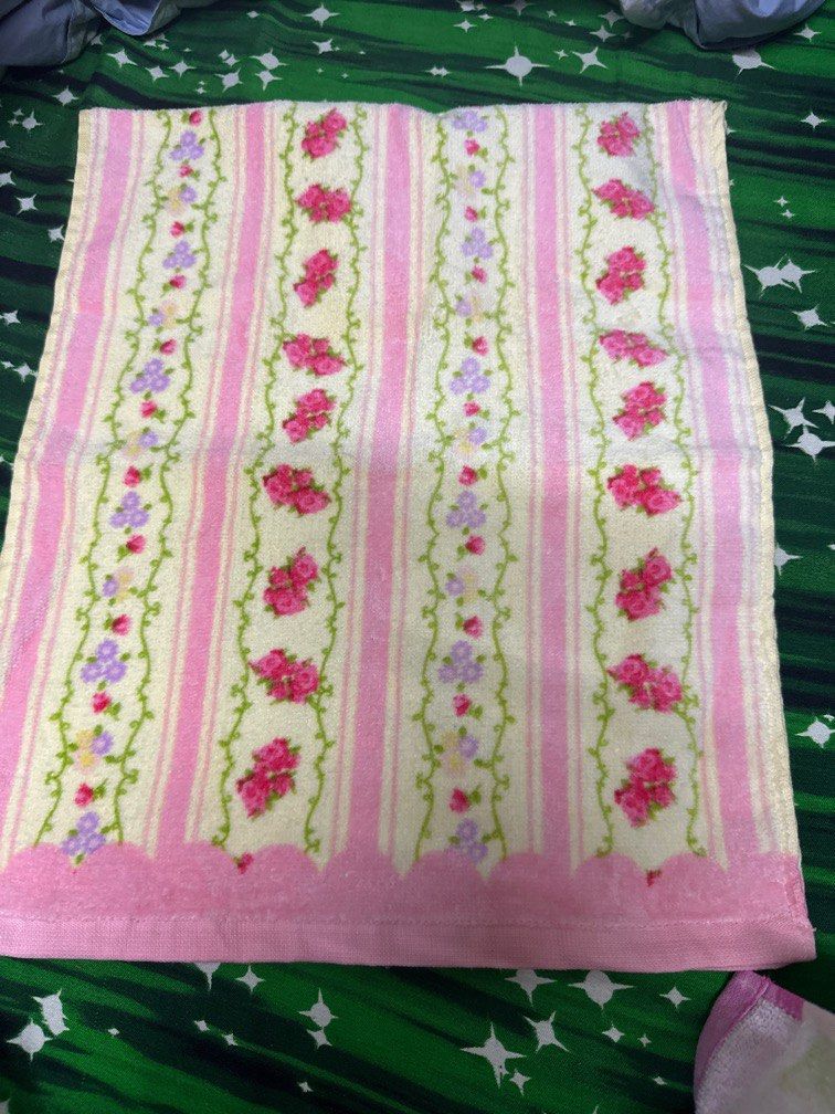 Japan Hand Towel (Category: Towels, Napkins & Holders) located in Antipolo. Submitted by queens.collections (Listing ID 1387116839, Image 2). Description: .