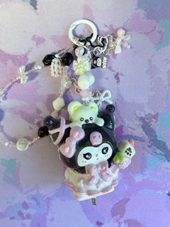 (Category: ) located in . Submitted by omytinywardrobe (Listing ID 1387080607, Image 1). Description: .