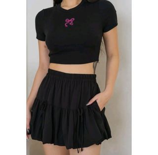 (Category: ) located in . Submitted by hypedclothing (Listing ID 1387142934, Image 1). Description: .