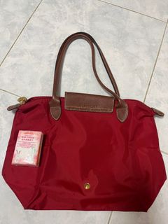 （分類：）位於 。 由 bellebuyla 提交（商品編號 1387119483，圖片 1）。簡介： 。