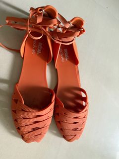 (Category: ) located in . Submitted by eyangss (Listing ID 1386984675, Image 1). Description: .