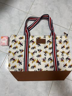 （分類：）位於 。 由 bellebuyla 提交（商品編號 1387118512，圖片 1）。簡介： 。