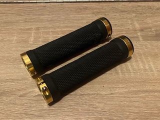 （分類：）位於 。 由 Fred_tai 提交（商品編號 1387141924，圖片 1）。簡介： 。