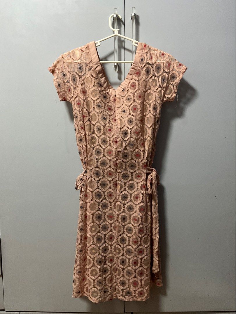 Pink Dress with Red, Blue, Yellow Pattern (Category: Dresses) located in San Pedro. Submitted by dottable (Listing ID 1387143576, Image 2). Description: .