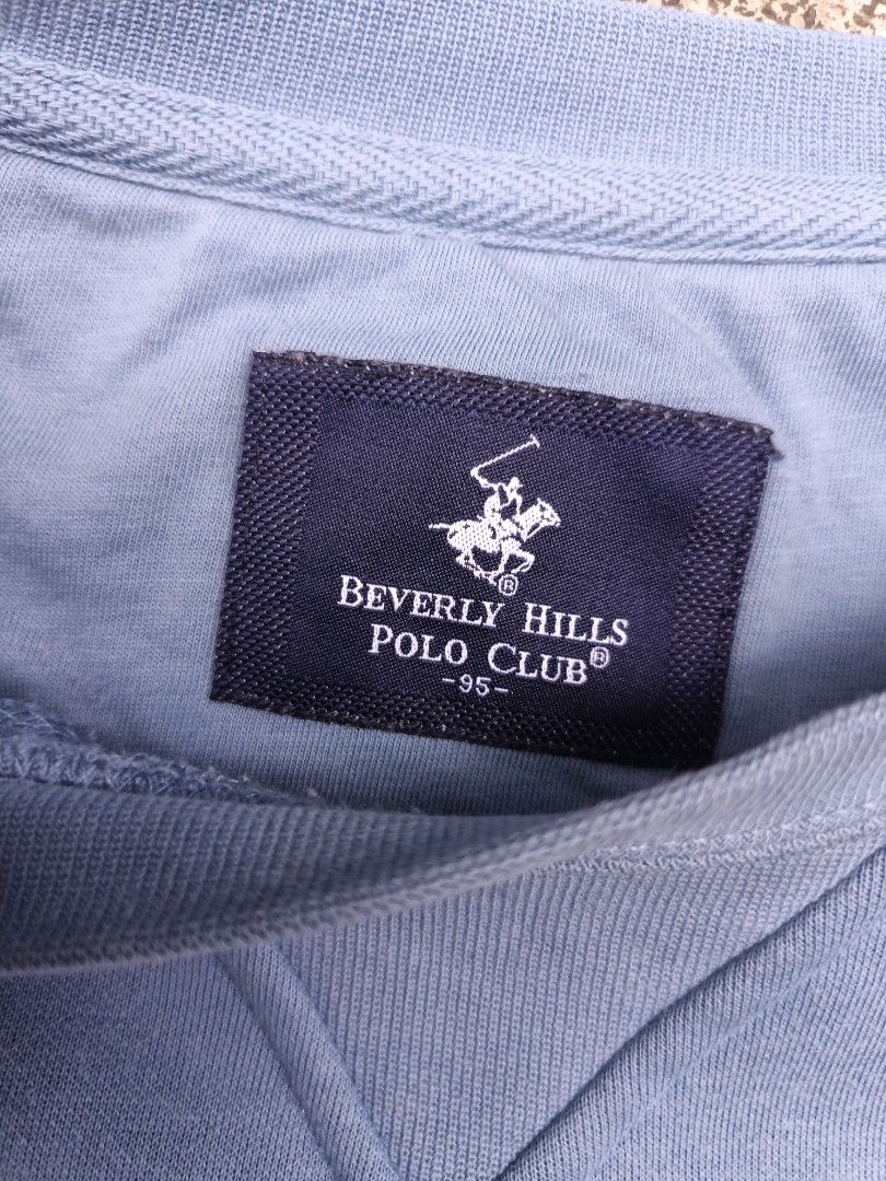 POLO BEVERLY HILLS SWEATER (Category: Tshirts & Polo Shirts ) located in Butuan. Submitted by dotesat (Listing ID 1386984064, Image 2). Description: POLO BEVERLY HILLS SWEATER Dimes: 20x26 good as new condition price: 650 shipped negotiable.