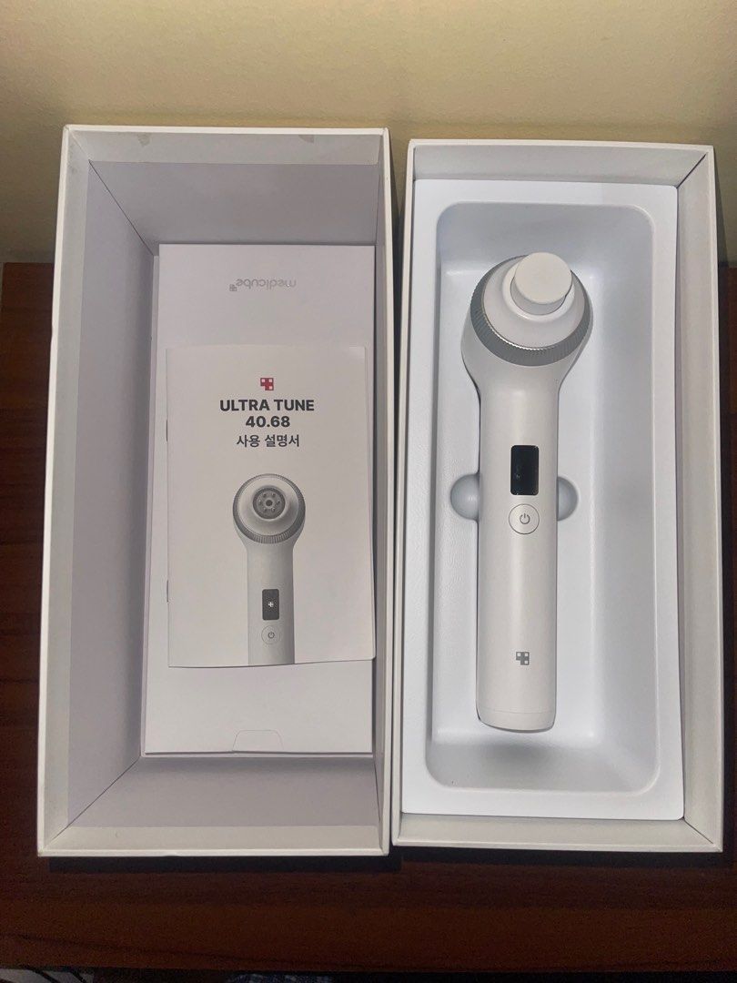 RF Ultra Tune 40.68 (Category: Massage Devices) located in Manila. Submitted by yuriboy1788 (Listing ID 1386969208, Image 2). Description: 4 months pa lang nung nabili Bough in Olive Young 5 times lang nagamit Very good conditon! Medicube’s all-new innovative technology that is effective for elasticity and line care.​ 1. High-Tech 2 in 1 Skin Care Tool: Our Dual Tune-Wave™ technology delivers a luxurious home care experience, caring for skin elas