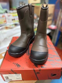 (Category: ) located in . Submitted by thriftbundlebranded (Listing ID 1387159174, Image 1). Description: .