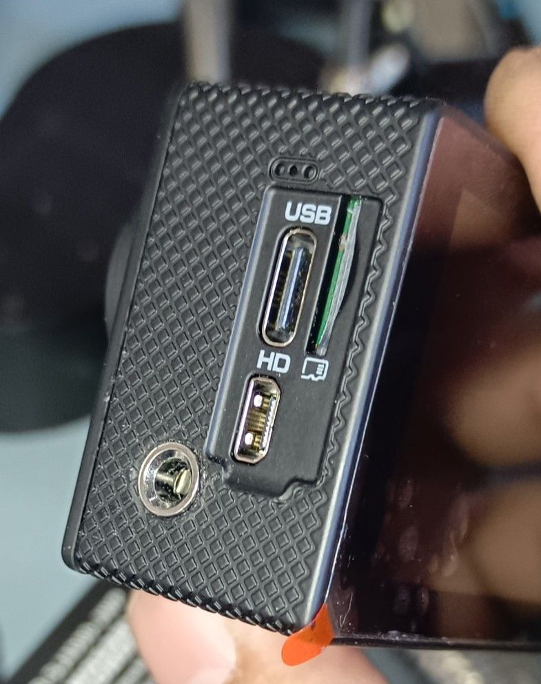 SjCam SJ4000 Air (Upgraded) (Category: Video Cameras) located in Las Pinas. Submitted by ejaydi (Listing ID 1387071275, Image 3). Description: SJCAM SJ4000 Air Action Camera ✅ 4K video (30fps), 1080p (60fps), 720p (120fps) ✅ 16MP photos, 2.0" LCD screen ✅ Modes: Time-lapse, loop, car mode, webcam ✅ Waterproof up to 30m with case ✅ 900mAh battery (~1h40m use) ✅ Supports microSD up to 64GB 📦 In the Box: SJ4000 Air unit Waterproof case Camera frame
