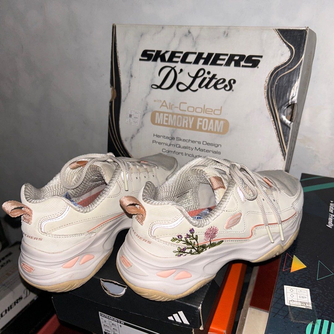 SKECHERS WOMAN SHOES WARNA CREAM 6, 23cm