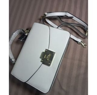 (Kategori: ) berada di . Dikirim oleh preday (ID iklan 1387132913, Gambar 1). Deskripsi: .