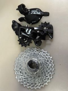 （分類：）位於 。 由 kam101112 提交（商品編號 1387073992，圖片 1）。簡介： 。