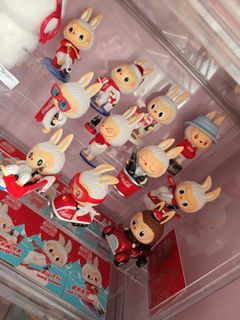 【海外限定】ZIMOMO LABUBU ぬいぐるみCoca-Cola 海外限定】ZIMOMO LABUBU ぬいぐるみCoca-Cola V3 The monsters