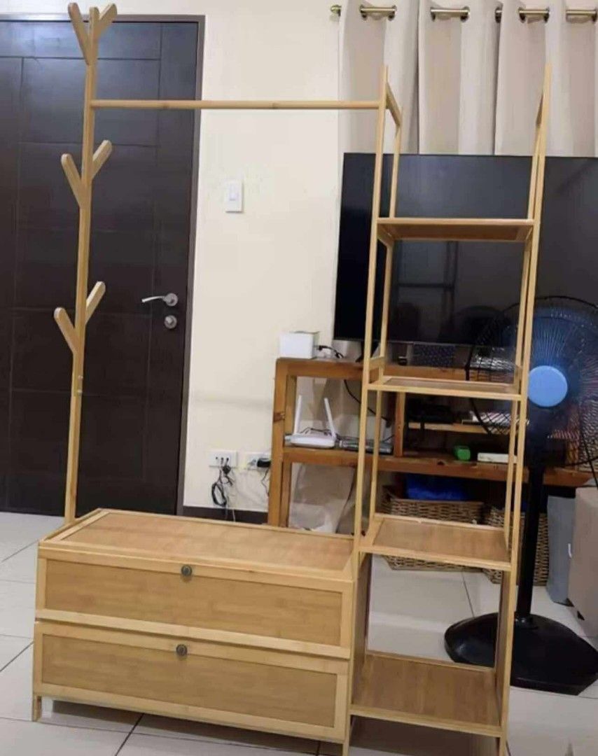 Val Bamboo Clothing Rack (Category: Clothes Drying Rack) located in Manila. Submitted by dolorchris69891 (Listing ID 1387030763, Image 1). Description: Bamboo Clothing Rack 50cm- 3,000 80cm- 3,200 100cm- 3,600.