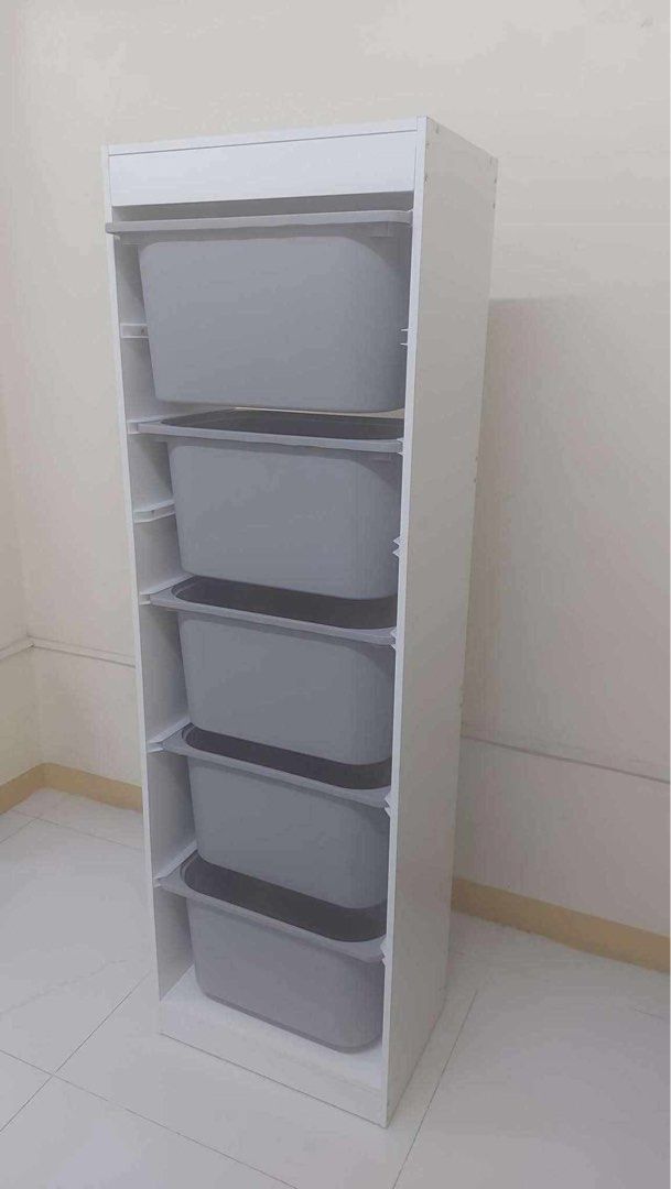 Val Toyshelf with trays (Category: Storage Boxes & Baskets) located in Manila. Submitted by dolorchris69891 (Listing ID 1387025810, Image 2). Description: Toyshelf with trays Shelf Size:46x30x145cm LxWxH Imported MDF Wood Free PP Plastic Trays 4,500.