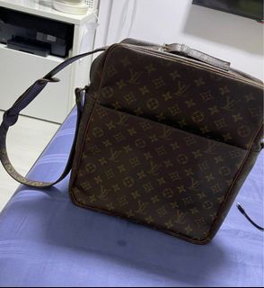 (Category: ) located in . Submitted by ecila23 (Listing ID 1387052487, Image 1). Description: .