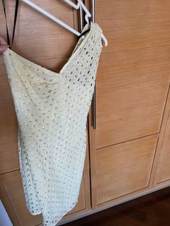 (Category: ) located in . Submitted by wardrobecleanout2 (Listing ID 1386998202, Image 1). Description: .