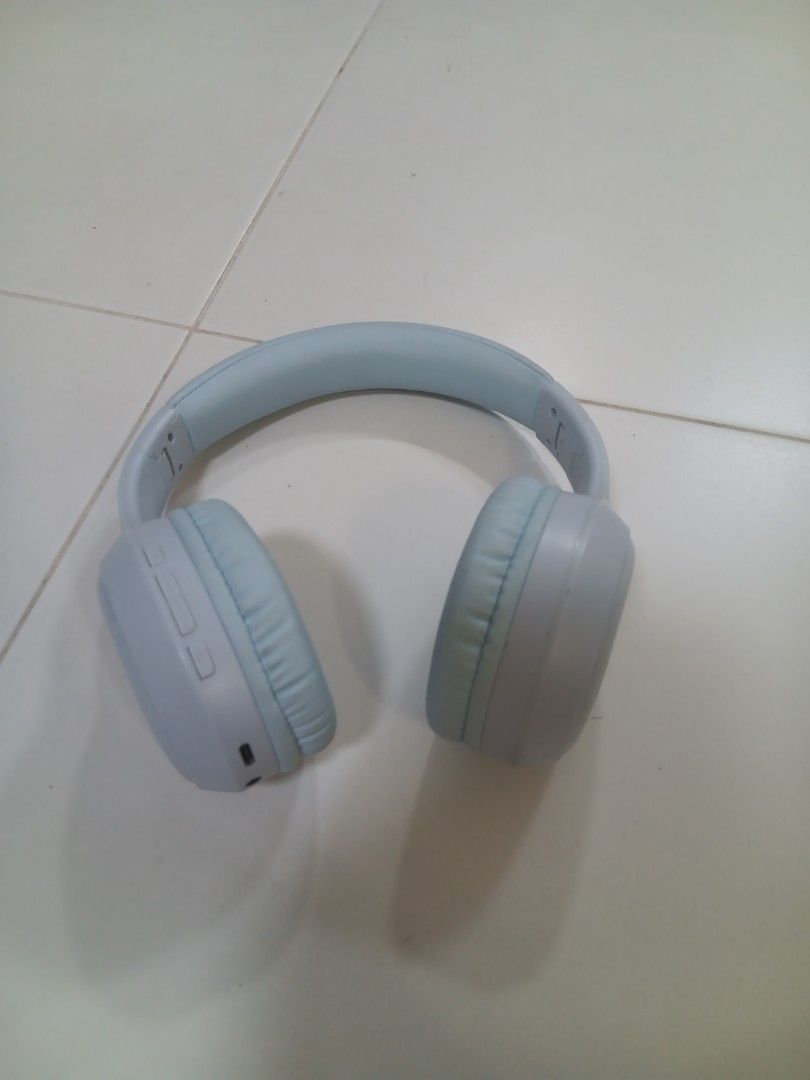 Wireless Bluetooth Headphones - Light Blue65561384407425110