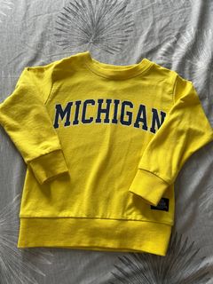 (Category: ) located in . Submitted by anna.wardrobes (Listing ID 1386992503, Image 1). Description: .