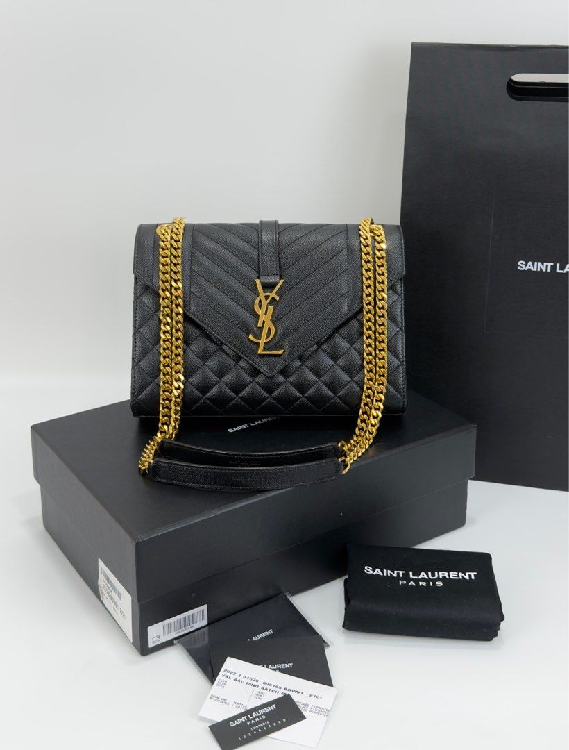 Ysl Envelope GHW (Category: Luxury Bags & Wallets) located in Manila. Submitted by luxuryprelovedbagsby_by_agnes (Listing ID 1387069833, Image 1). Description: AVAILABLE ✅✅✅ AVAILABLE ✅✅✅ AVAILABLE ✅✅✅ Ang ganda Super pretty Onhand na po 122k Last price ( Price is Fixed!) 198k srp Medium- Year 2022- only Accepting credit card payments Safe and contactless payment up to 36 months! Pay conveniently online . We offer you a safe and convenient way of