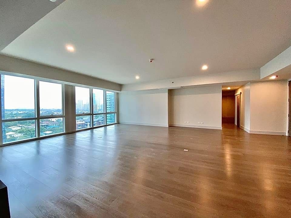 (Category: ) located in . Submitted by renzproperties (Listing ID 1387219385, Image 1). Description: .