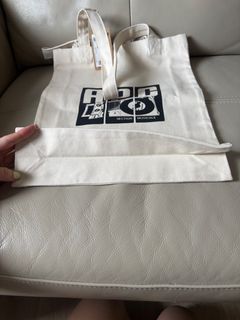 （分類：）位於 。 由 qc.queen 提交（商品編號 1387180884，圖片 1）。簡介： 。