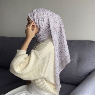 (Category: ) located in . Submitted by izzati14946 (Listing ID 1387330750, Image 1). Description: .