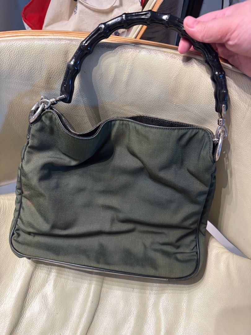 Authentic preloved vintage gucci bamboo shoulder bag (Category: Luxury Bags & Wallets) located in Manila. Submitted by pandas_closet (Listing ID 1387239149, Image 2). Description: Bag only Gucci bamboo collection Vintage so rubs and color fading seen Fixed price. Will only accept discount offers if will buy multiple items on my list.