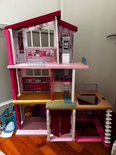 (Category: ) located in . Submitted by phoon2023 (Listing ID 1387283871, Image 1). Description: .