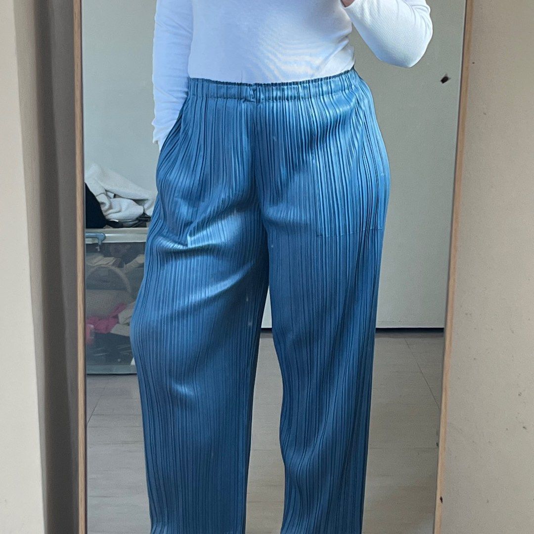 blue pleated pants (pleats please alt) (Category: Jeans) located in Dasmarinas. Submitted by caitswardrobe (Listing ID 1387352873, Image 2). Description: waist: 26-36 (garterized) length: 34.5.