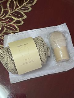 (Category: ) located in . Submitted by beautyandfashiondeclutter (Listing ID 1387313002, Image 1). Description: .