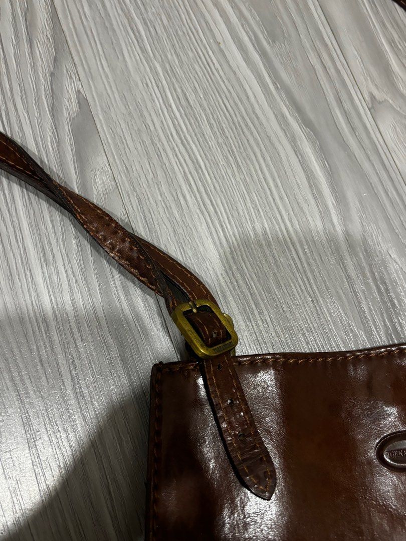 Brown Leather Shoulder Cross body bag (Category: Shoulder Bags) located in Manila. Submitted by prelovedbymfl (Listing ID 1387253367, Image 3). Description: Well made genuine leather bag Tournabuoni brand made in tuscany.