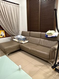 (Category: ) located in . Submitted by amandafaang (Listing ID 1387315697, Image 1). Description: .