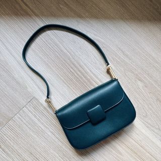（分類：）位於 。 由 hae_eun 提交（商品編號 1387198350，圖片 1）。簡介： 。