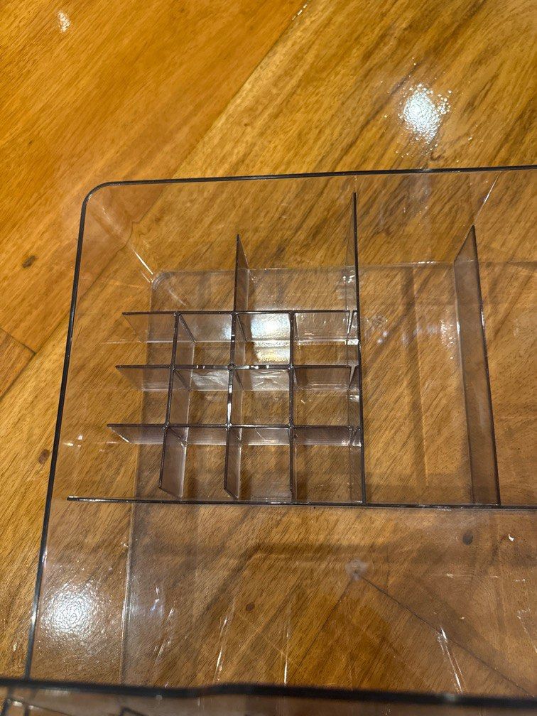 Clear Make Up Organizer (Category: Makeup) located in Manila. Submitted by eb.declutters (Listing ID 1387196737, Image 2). Description: Unnoticeable scratch or small crack inside (see photos) .