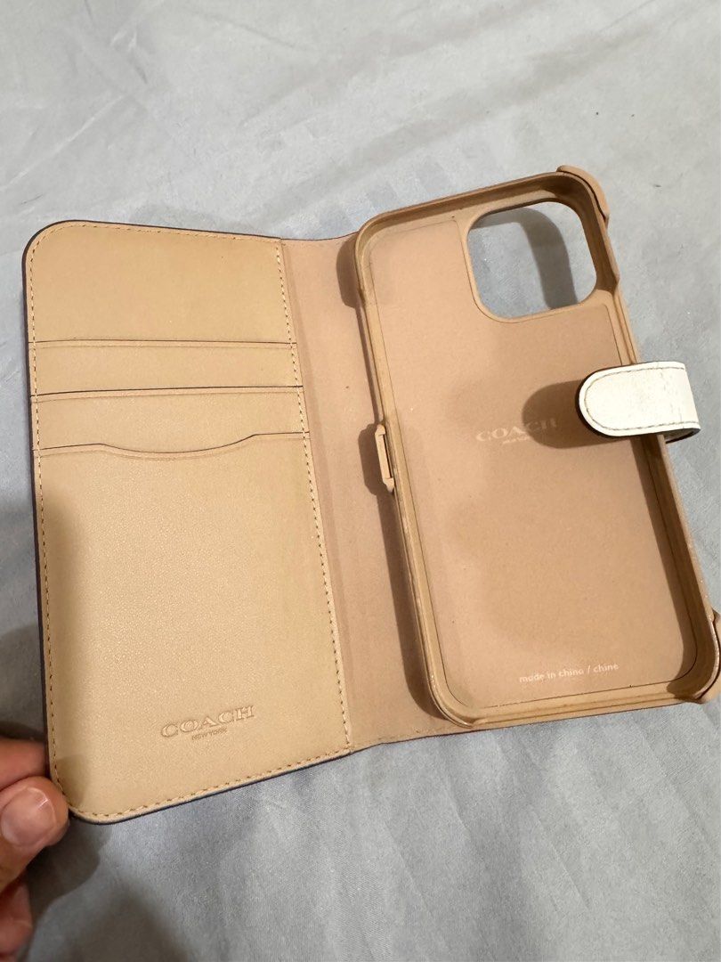 Coach Iphone 12 promax (Category: Cases & Sleeves) located in Quezon City. Submitted by xtinef1022 (Listing ID 1387307281, Image 3). Description: Original Coach Phone Case with minimal flaws Marikina City.