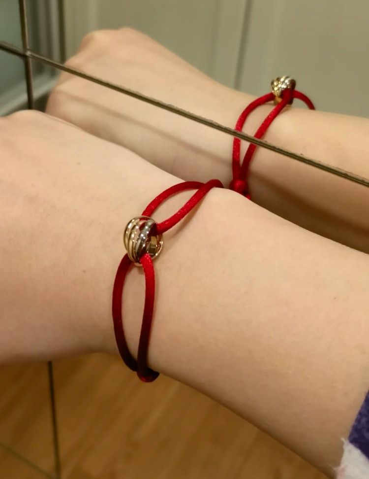 crtr red string bracelet trinity (Category: Bracelets) located in Quezon City. Submitted by lux.finds (Listing ID 1387270633, Image 1). Description: .