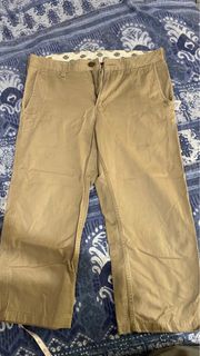(Category: ) located in . Submitted by nazmisellingpreloved (Listing ID 1387236697, Image 1). Description: .