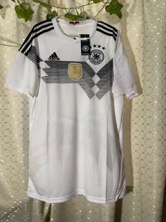 (Category: ) located in . Submitted by dollah.store (Listing ID 1387354213, Image 1). Description: .