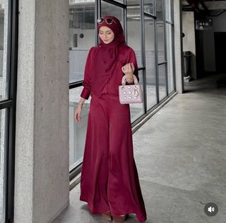 (Category: ) located in . Submitted by fh.wearagain (Listing ID 1387285905, Image 1). Description: .