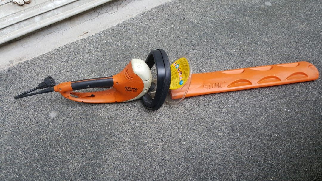 Hedge Trimmer (Category: Grass Mowers & Trimmers) located in Marikina City. Submitted by boysel (Listing ID 1387204021, Image 1). Description: Hedge Trimmer Stihl brand HSE70 model 24-inch blade Electric, 110 volts With blade cover Very good for garden maintenance (for a clean cut).