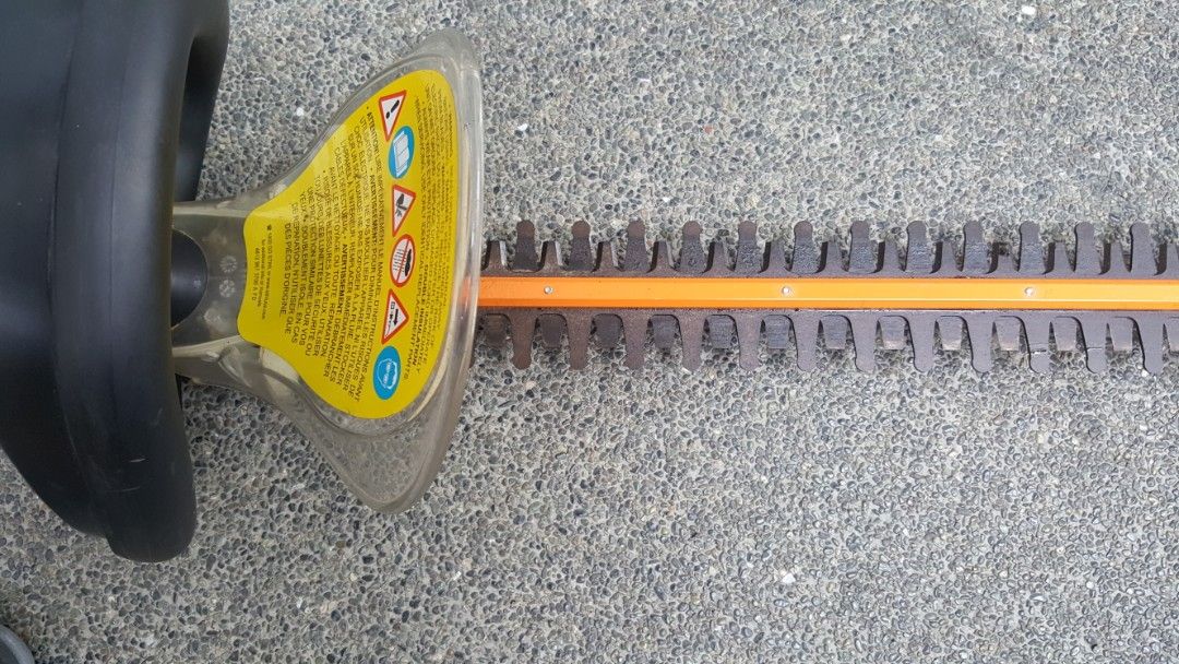 Hedge Trimmer (Category: Grass Mowers & Trimmers) located in Marikina City. Submitted by boysel (Listing ID 1387204021, Image 3). Description: Hedge Trimmer Stihl brand HSE70 model 24-inch blade Electric, 110 volts With blade cover Very good for garden maintenance (for a clean cut).