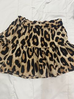 (Category: ) located in . Submitted by ascloset22 (Listing ID 1387350906, Image 1). Description: .