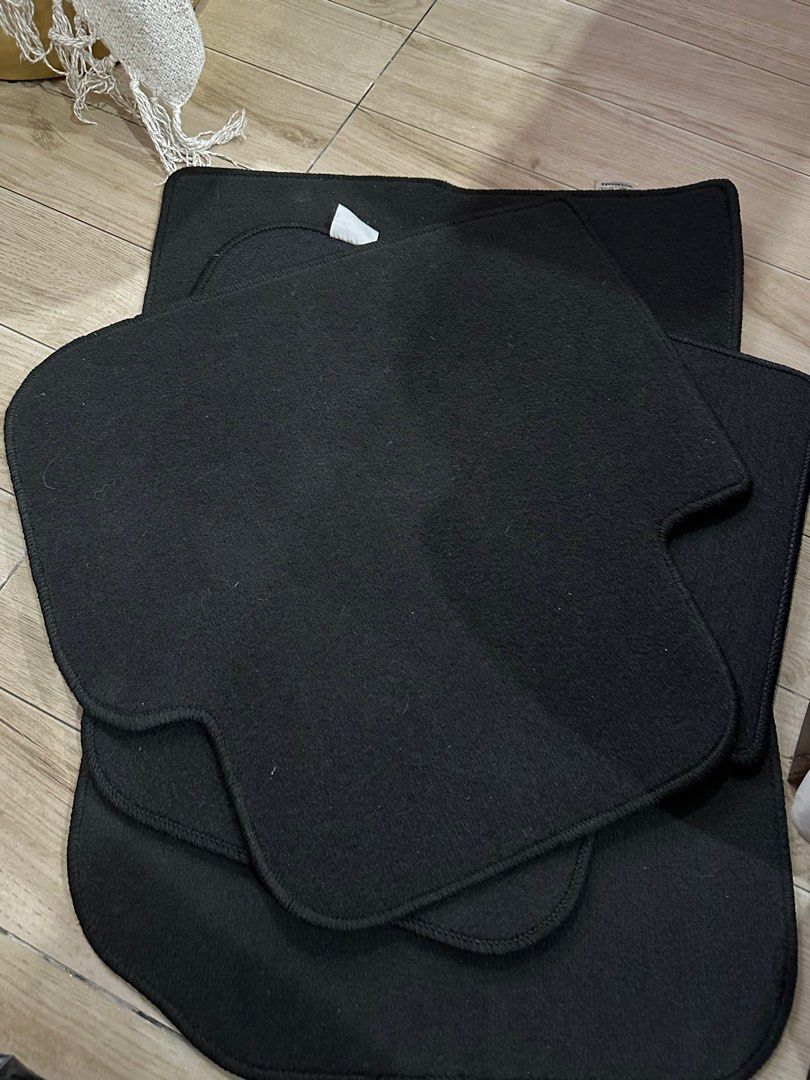Honda Civic Matting (Category: Upholstery, Seatcovers and Other Interior Parts and Accessories) located in Quezon City. Submitted by getbounced (Listing ID 1387286399, Image 3). Description: Honda Civic 11th Gen Stock matting Used less than a year.